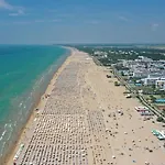 Comfy One-bedroom With Balcony And Lift * Bibione