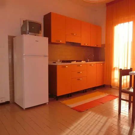 Comfy One-bedroom With Terrace And Lift Apartment