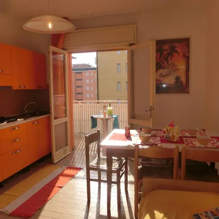 Appartamento Comfy One-bedroom With Balcony And Lift *
